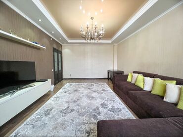 муса джалила: 3 комнаты, 96 м², Элитка, 7 этаж