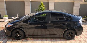 prius jbl: Toyota Prius: 1.8 l. | 2010 il | Hetçbek