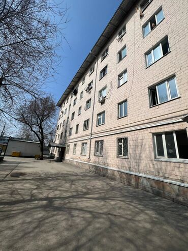 Продажа квартир: 1 комната, 13 м², Общежитие и гостиничного типа, 1 этаж, Старый ремонт