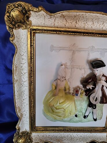 Anticelulit masažeri: Barokna figura u drvenom ramu iz 70ih. Figura gipsana je bez — 9