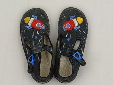 legginsy woskowane ocieplane: Kapcie 27, Używany