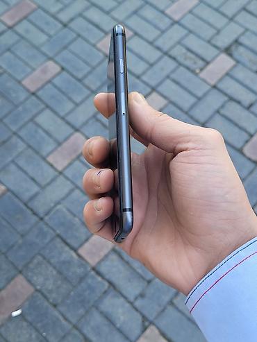 iponalar: IPhone 8, 64 GB, Qara, Barmaq izi — 5