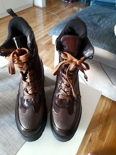 Gležnjače: Gležnjače, Aldo, 40 — 1