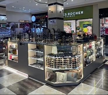 Прилавки: Продаю оборудование в отличном состоянии. Все вопросы по номер . Есть — 7