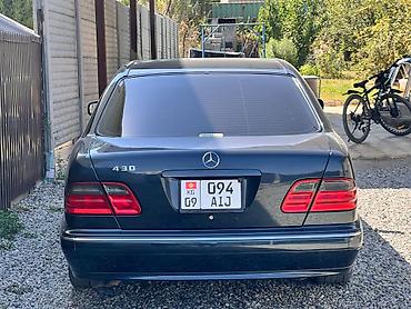 157: Mercedes-Benz E-Class: 2001 г., 4.3 л, Автомат, Бензин, Седан — 2