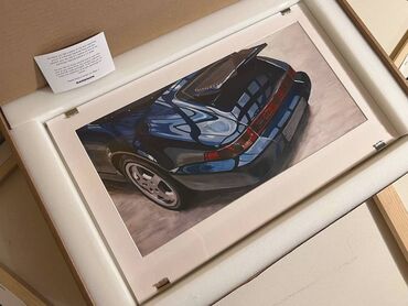 три предмета: Porsche Carrera. Картина художника и друга из Петербурга. Размер
