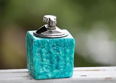 Satovi za kuću: Atomic 1960 Tirkiz alabaster, Kubični stoni Vintage upaljač — 1