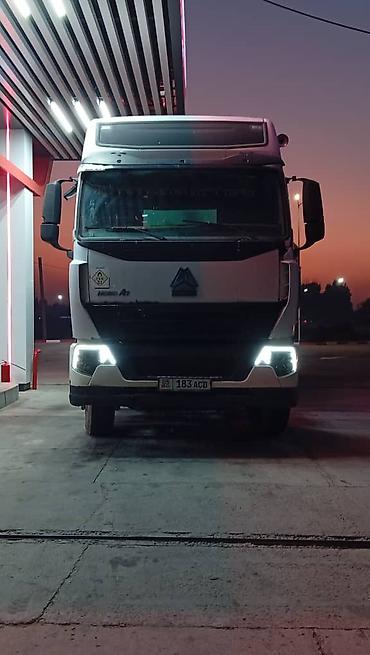 Тягачи: Тягач, Howo, 2012 г., Самосвал — 4