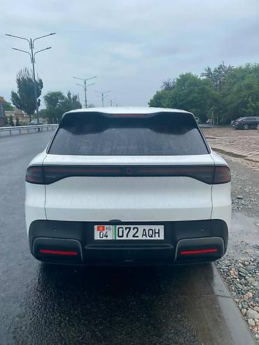купить китайский гибридный автомобиль: Changan Qiyuan Q05: 2026 г., Автомат, Электромобиль, Кроссовер — 2