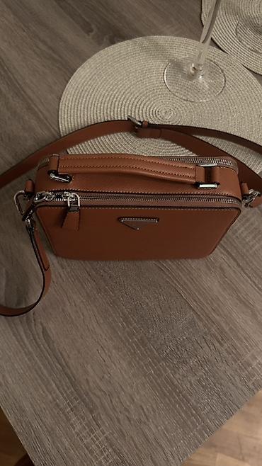 Prada Saffiano dəridən çiyin/əl çantası - Rəng: konyak/karamel