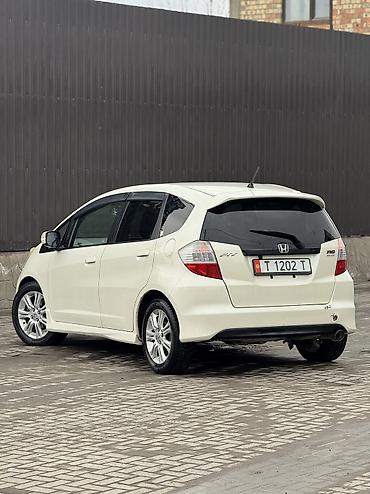 Honda: Honda Fit: 2008 г., 1.8 л, Вариатор, Бензин, Седан — 4