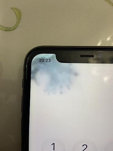 rdr2 disk ps5: IPhone 11, 64 GB, Qara, Qırıq, Simsiz şarj, Face ID — 3