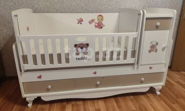 uwaq ucun manej: Oğlan və qız üçün, Beşik