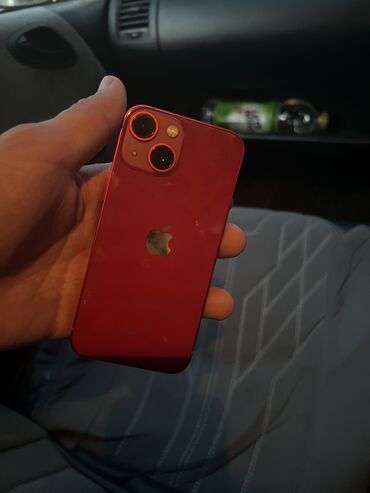 продаю айфон 13: IPhone 13 mini, Б/у, 128 ГБ, Красный, Зарядное устройство, Защитное стекло, Чехол, 87 %