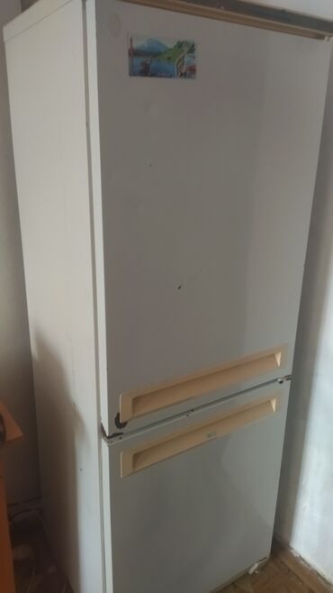 эски холодильник: Муздаткыч Stinol, Колдонулган, Эки камералуу, 180 *