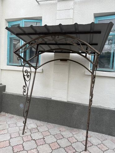 освещение для дома купить: Продаю козырек над дверью Размеры : Высота 202 см с крышей Крыша