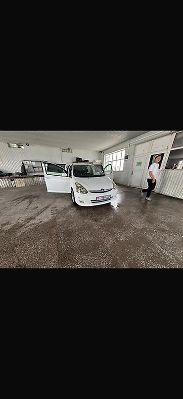 argb controller: Toyota WISH: 2005 г., 2 л, Бензин, Минивэн — 2