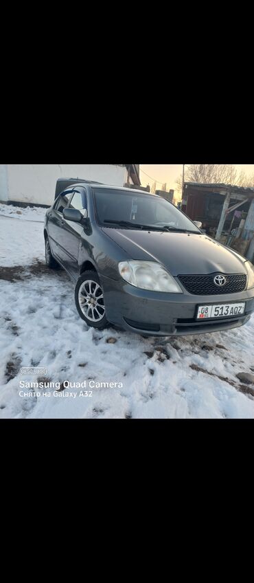 Toyota: Toyota Corolla: 2002 г., 1.4 л, Механика, Бензин, Седан