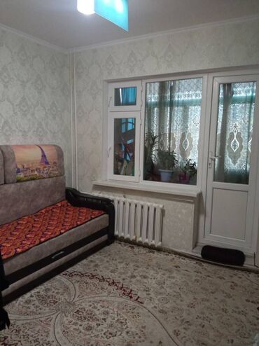 московская карпинка: 3 комнаты, 62 м², 105 серия, 2 этаж, Косметический ремонт