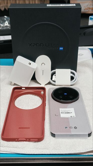 стекло на камеру: Vivo X200 Ultra, Жаңы, 512 ГБ, түсү - Кызыл, 2 SIM