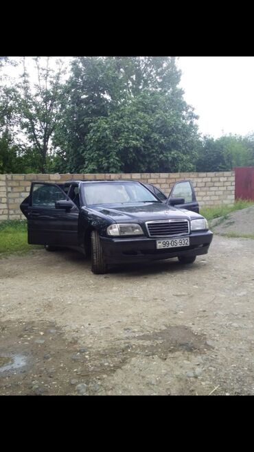 запчасти на форд фокус 1: Mercedes-Benz 280: 2.8 l | 1994 il Sedan