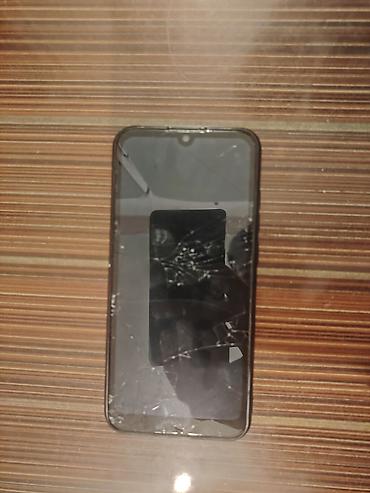 huawei 90 pro: Huawei Y6, 32 GB, rəng - Qara, Qırıq — 2