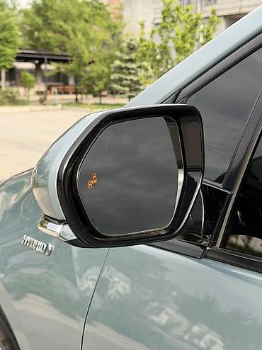 Toyota: Toyota Prius: 2019 г., 1.8 л, Вариатор, Гибрид, Лифтбек — 9