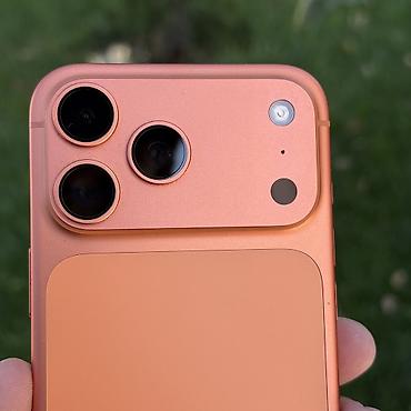 Apple iPhone: IPhone 17 Pro Max, Б/у, 256 ГБ, Оранжевый, Защитное стекло, Чехол, 95 % — 13