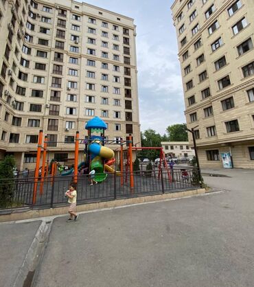 ищу квартиру баят: 2ком кв сатылат 2этаждын 2этажынан уй ремонту менен аянты 75метр кв!