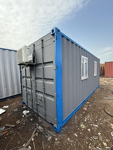 konteynerler: 20 fut konteyner tipli modul otaq - Ölçü: təxminən 6 m (uzunluq) x — 2
