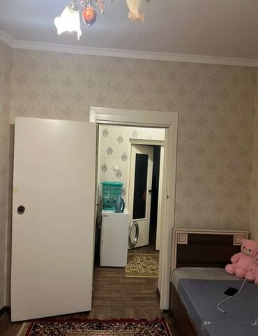 срочная продажа авто бишкек: 2 комнаты, 52 м², 106 серия, 2 этаж, Косметический ремонт