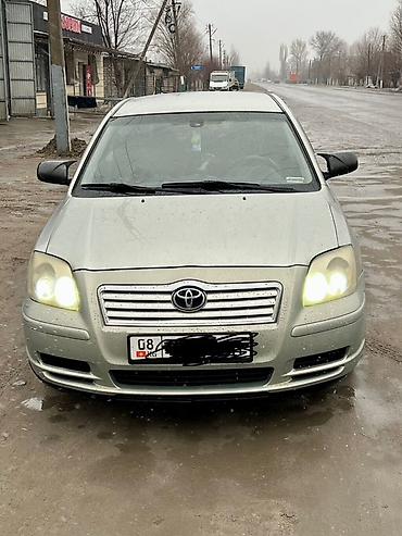 Toyota: Toyota Avensis: 2004 г., 1.8 л, Механика, Бензин, Хэтчбэк — 1