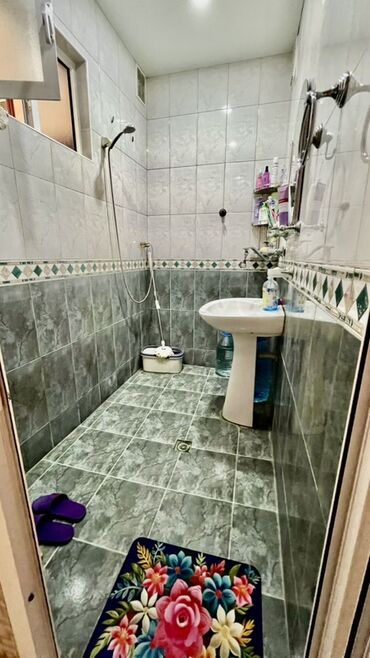 Otaqların satışı: Sahil qəsəbəsində Aynur baxçanin yani, 6-ci mərtəbəsində orta temirli -da lalafo.az — 23 Otaqların satışı: Sahil qəsəbəsində Aynur baxçanin yani, 6-ci mərtəbəsində orta temirli — 23