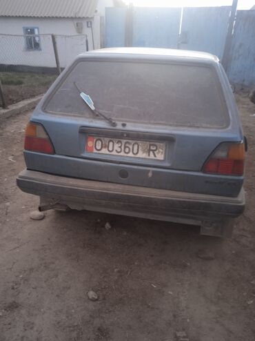 Volkswagen: Volkswagen Gol: 1988 г., 1.8 л, Механика, Бензин, Хэтчбэк