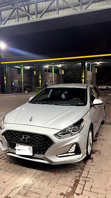 spark ltz: Hyundai Sonata: 2021 г., Седан — 4