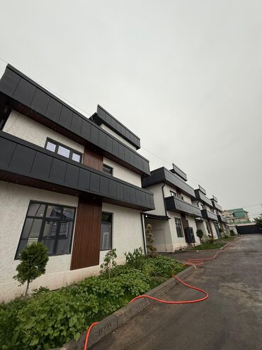 Продажа квартир: Таунхаус, 450 м², 6 комнат, Агентство недвижимости, ПСО (под самоотделку)