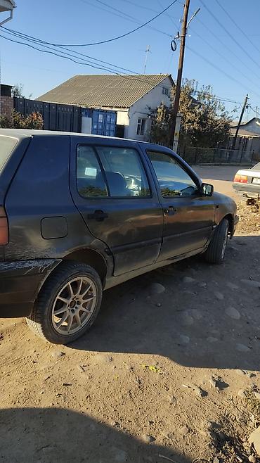 kamri 30: Volkswagen Golf: 1992 г., 1.8 л, Механика, Хэтчбэк — 2