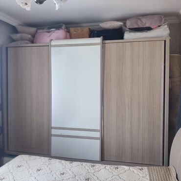 gəlincik üçün mebel dəsti: Двуспальная кровать, Шкаф, Комод, 2 тумбы, Б/у