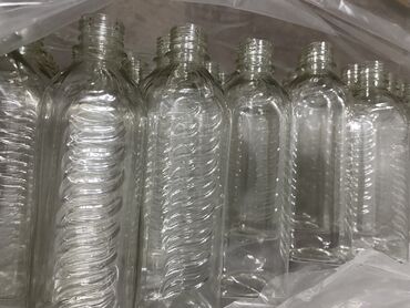 Посуда: Баклашки новые из завода. Продам бутылки пластиковые оптом и в