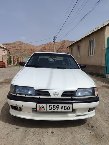 Nissan: Nissan Primera: 1995 г., 1.6 л, Механика, Бензин, Седан