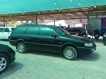 Унаа сатуу: Volkswagen Passat: 1994 г., 2 л, Кол менен иштөөчү, Бензин, Универсал — 8