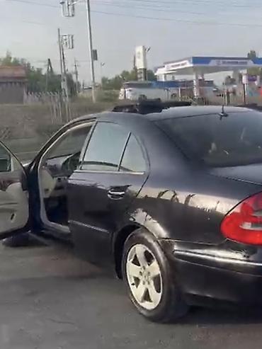 овал: Mercedes-Benz E-Class: 2002 г., 3.2 л, Типтроник, Газ, Седан — 4