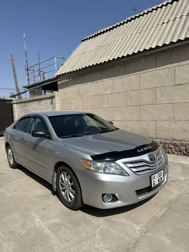 самые дешёвые авто: Toyota Camry: 2009 г., 2.5 л, Бензин, Седан
