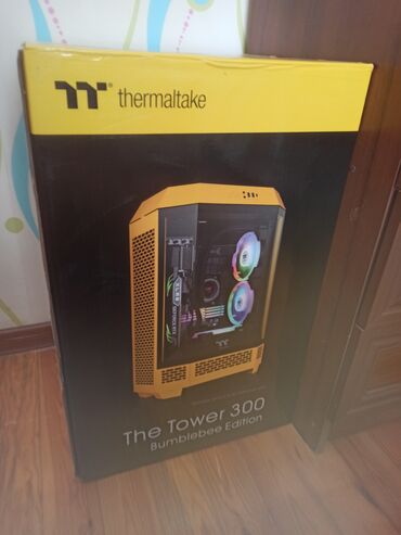 kompüter keysi: Thermaltake bumblebee keys yenidi tek keys icinde hecne olmur