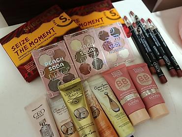 Gözəllik və sağlamlıq: Kosmetik dəst – göz makiyajı və dodaq üçün Məhsullar: - SHEGLAM — 3