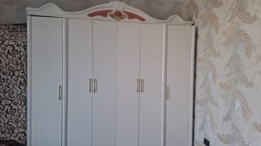 кожаный диваны: Шкаф для одежды, Б/у, Прямой, ЛДСП
