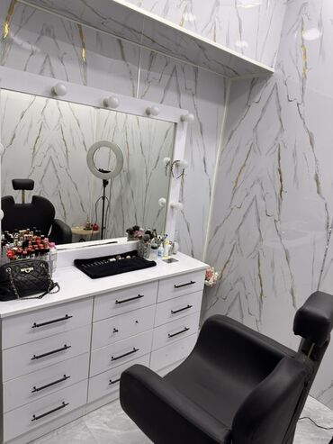 Salon, tibbi mebel dəsti: Gözəllik salonu üçün tam təchizatlı, zövqlə dizayn edilmiş interyer və — 11