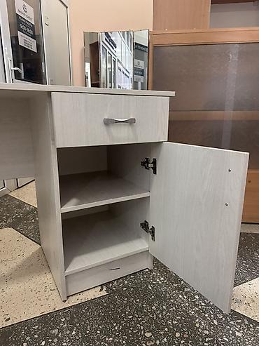 Письменный/компьютерный стол compact в светлом декоре (под выбеленный — 4