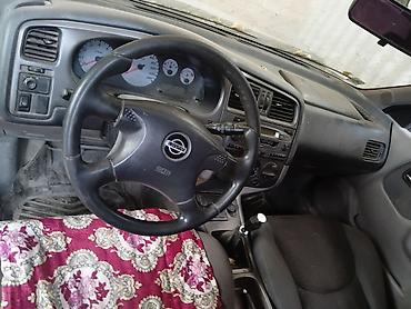 Унаа: Nissan Primera: 2001 г., 1.8 л, Кол менен иштөөчү, Бензин, Универсал — 4