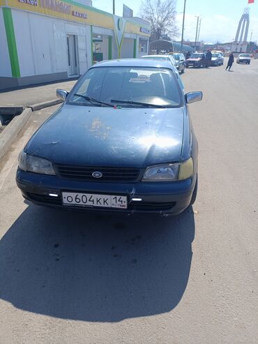 доплата мне: Toyota Carina E: 1993 г., 1.6 л, Механика, Газ, Седан